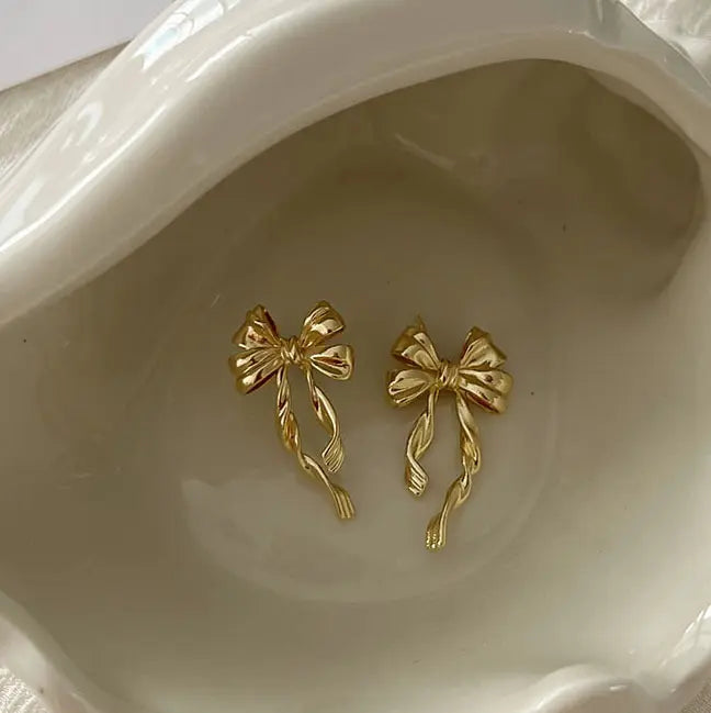 Naia Earrings
