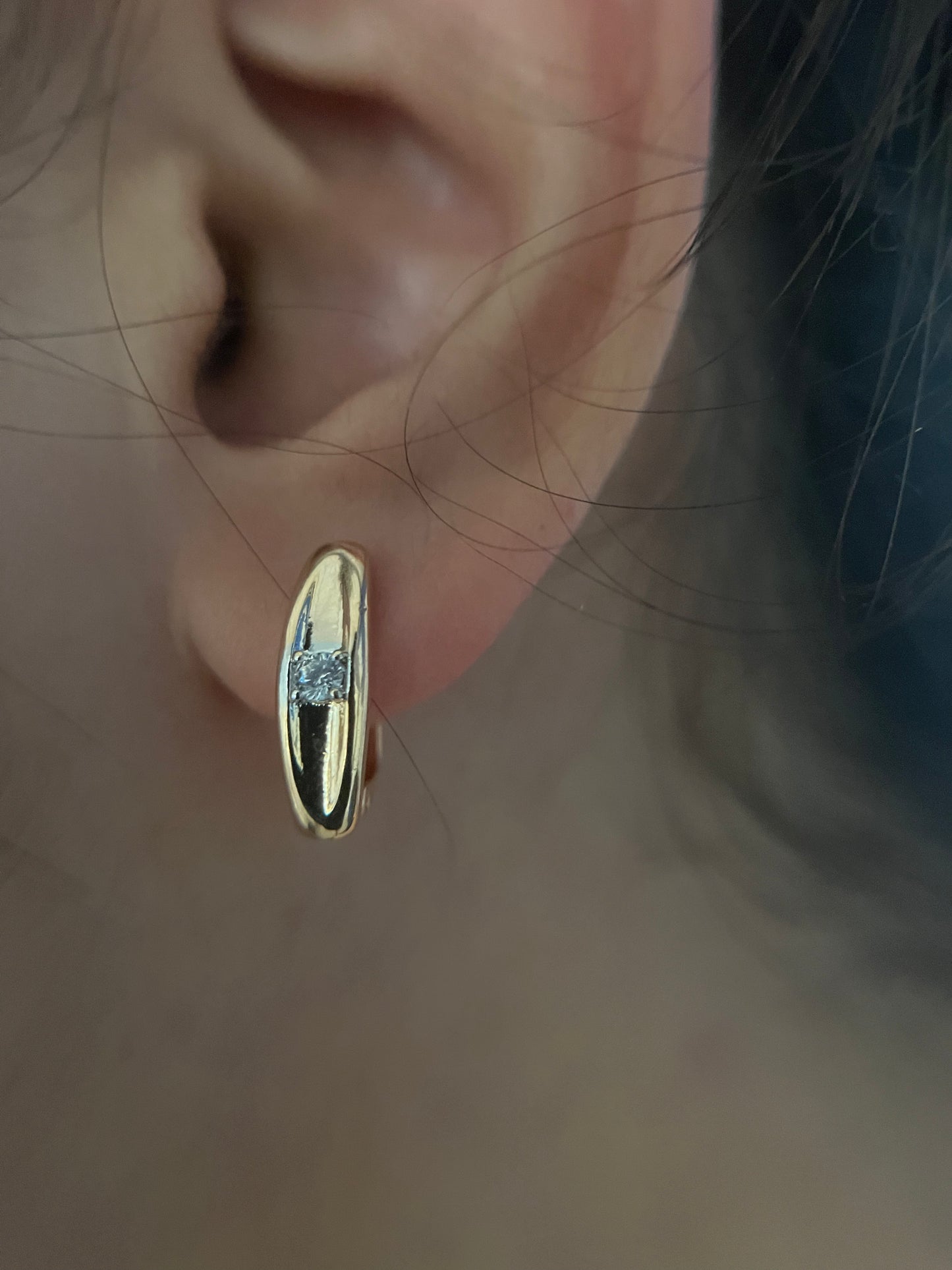 Marlowe Hoops