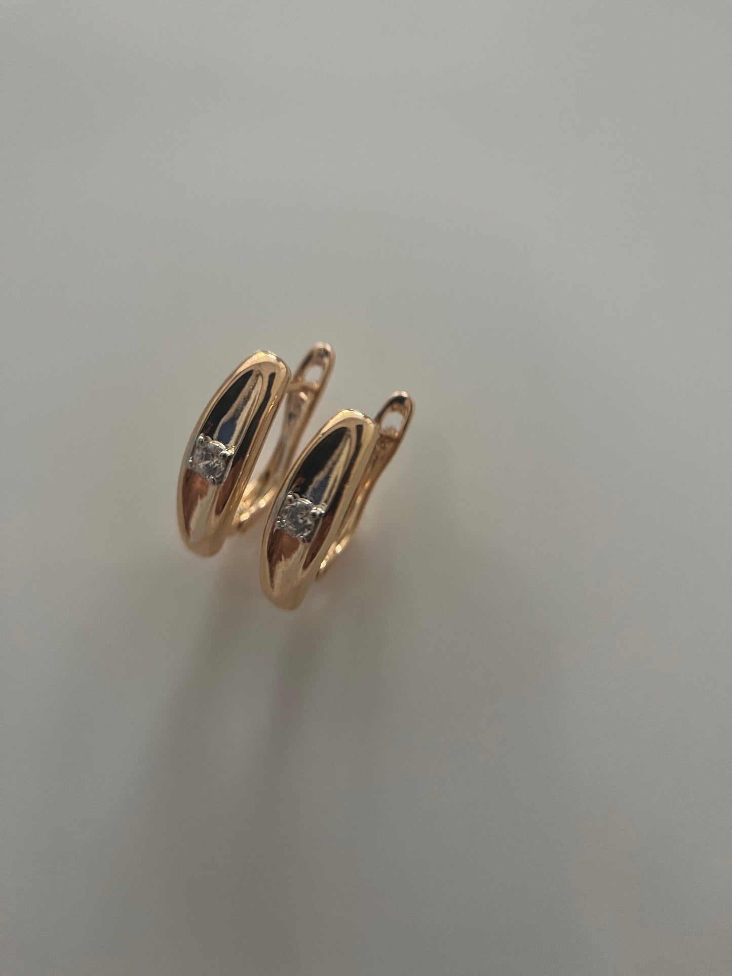 Marlowe Hoops