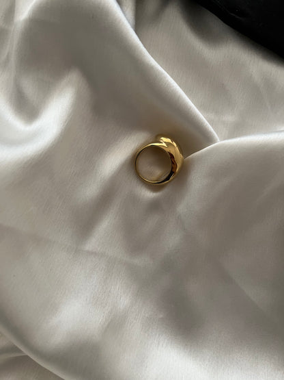 Emra Ring