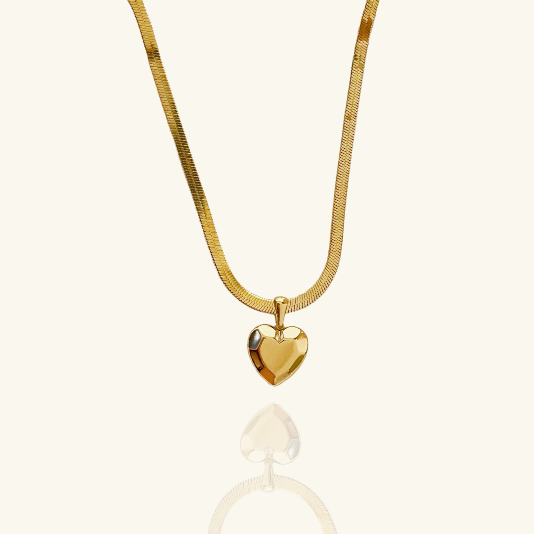 Heartfelt Glow Necklace